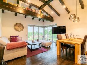 Pronájem rodinného domu, Sulice, Ke Skalce, 102 m2