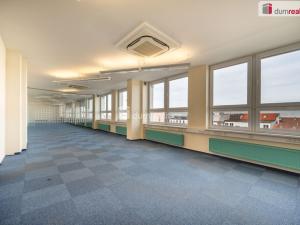 Pronájem kanceláře, České Budějovice - České Budějovice 6, Jeronýmova, 2300 m2