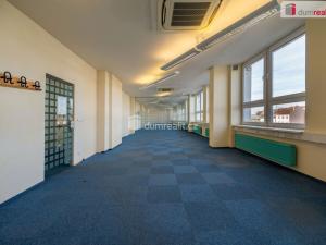 Pronájem kanceláře, České Budějovice - České Budějovice 6, Jeronýmova, 2300 m2