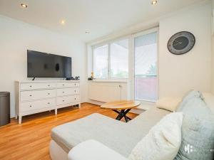Pronájem bytu 2+kk, Praha - Kbely, Herlíkovická, 52 m2