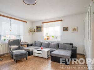 Prodej bytu 2+1, Stará Paka - Karlov, 63 m2