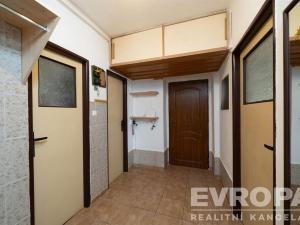 Prodej bytu 2+1, Stará Paka - Karlov, 63 m2