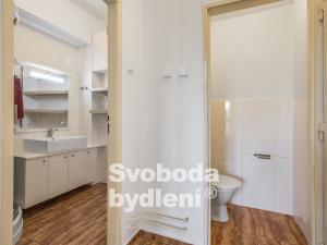 Pronájem bytu 2+kk, Praha - Střešovice, Za Hládkovem, 39 m2