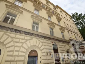 Prodej komerční nemovitosti, Praha - Žižkov, U božích bojovníků, 47 m2