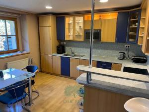 Prodej rodinného domu, Lešany, 272 m2