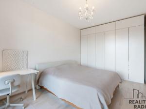 Pronájem bytu 2+kk, Praha - Holešovice, Sanderova, 65 m2