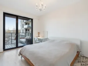 Pronájem bytu 2+kk, Praha - Holešovice, Sanderova, 65 m2