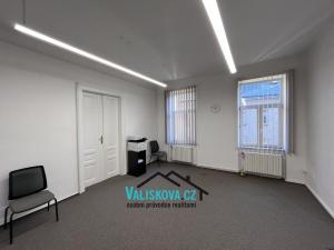 Pronájem kanceláře, Kroměříž, Kollárova, 93 m2