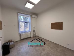 Pronájem kanceláře, Kroměříž, Kollárova, 93 m2