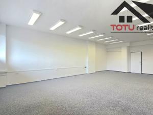 Pronájem kanceláře, Chrudim, Palackého třída, 61 m2