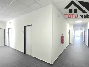 Pronájem kanceláře, Chrudim, Palackého třída, 61 m2