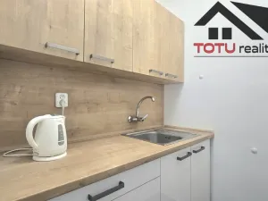 Pronájem kanceláře, Chrudim, Palackého třída, 61 m2