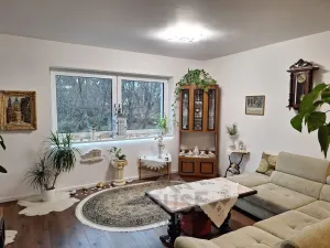 Prodej bytu 2+kk, Praha - Vysočany, Spojovací, 64 m2