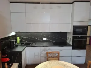 Prodej bytu 2+kk, Praha - Vysočany, Spojovací, 64 m2