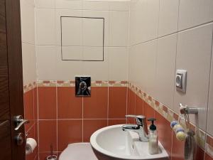 Pronájem bytu 2+kk, Karlovy Vary, Jateční, 49 m2