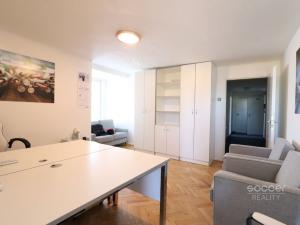 Pronájem kanceláře, Praha - Bubeneč, Na Zátorce, 27 m2