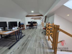 Pronájem kanceláře, Praha - Nusle, Sinkulova, 141 m2