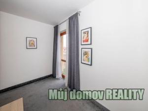 Pronájem bytu 2+kk, Praha - Smíchov, U Santošky, 50 m2