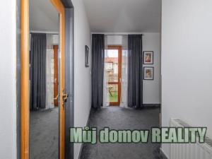 Pronájem bytu 2+kk, Praha - Smíchov, U Santošky, 50 m2