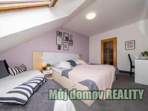 Pronájem bytu 2+kk, Praha - Smíchov, U Santošky, 50 m2