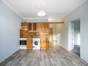 Pronájem bytu 1+1, Klatovy, Pod Hůrkou, 35 m2