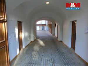 Pronájem bytu 1+kk, Mladá Boleslav, Staroměstské náměstí, 30 m2