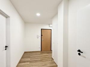 Pronájem bytu 4+kk, Jablonec nad Nisou - Mšeno nad Nisou, S. K. Neumanna, 74 m2