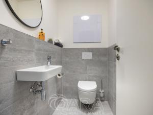 Pronájem bytu 3+kk, Praha - Modřany, Mezi vodami, 18582 m2