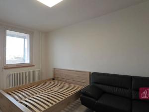 Pronájem bytu 1+1, Mokrá-Horákov, 40 m2