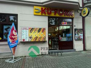 Pronájem restaurace, Praha - Nusle, náměstí Generála Kutlvašra, 300 m2