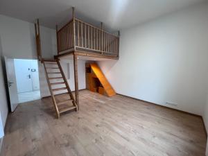 Prodej bytu 2+1, Karlovy Vary, Koptova, 76 m2