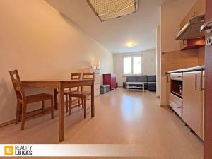 Pronájem bytu 2+kk, Ostrava, Jiřího Trnky, 45 m2