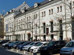 Pronájem kanceláře, Praha - Holešovice, U průhonu, 950 m2