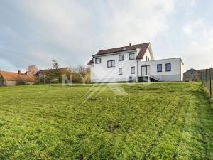 Prodej rodinného domu, Žižice, 228 m2