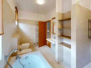 Prodej rodinného domu, Vrané nad Vltavou, 187 m2