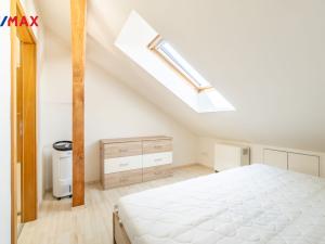 Pronájem bytu 2+kk, Praha - Libeň, Davídkova, 40 m2