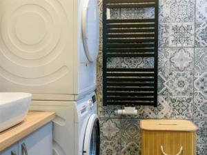 Pronájem bytu 2+kk, Břidličná, Komenského, 49 m2