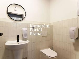 Pronájem restaurace, Praha - Karlín, Sokolovská, 108 m2