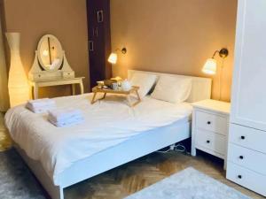 Pronájem bytu 2+kk, Praha - Vinohrady, Lucemburská, 50 m2