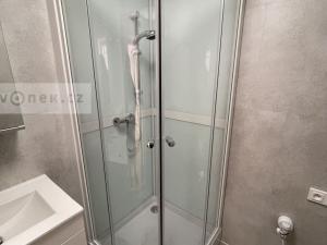 Pronájem bytu 1+1, Zlín, Javorová, 35 m2