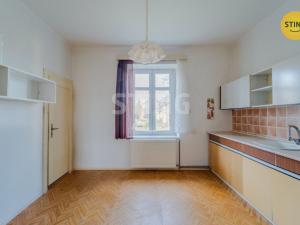 Prodej bytu 2+1, Krnov - Pod Bezručovým vrchem, Pivovarská, 65 m2