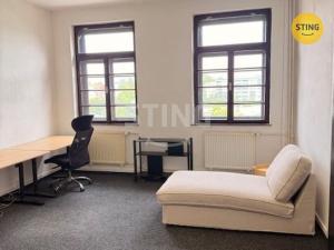 Pronájem kanceláře, Frýdek-Místek, Zámecké nám., 25 m2