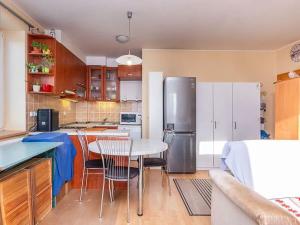 Pronájem bytu 2+kk, Praha - Kolovraty, Preislerova, 55 m2