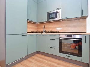 Prodej bytu 1+kk, Praha, Návarovská, 34 m2