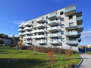 Prodej bytu 1+kk, Praha, Návarovská, 34 m2