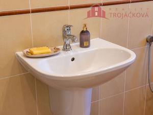 Prodej rodinného domu, Rožnov pod Radhoštěm, Na zahradách, 260 m2