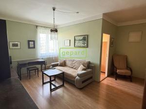 Pronájem bytu 1+1, Mníšek pod Brdy, Nádražní, 40 m2