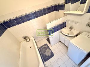 Pronájem bytu 1+1, Mníšek pod Brdy, Nádražní, 40 m2