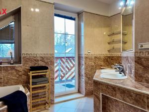 Pronájem rodinného domu, Pětihosty, 350 m2