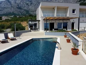 Prodej vily, Makarska, Chorvatsko, 240 m2